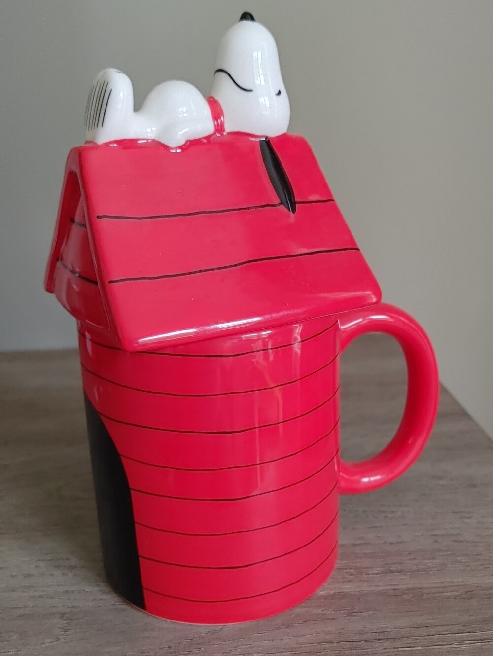 Peanuts Sleeping Snoopy Mug